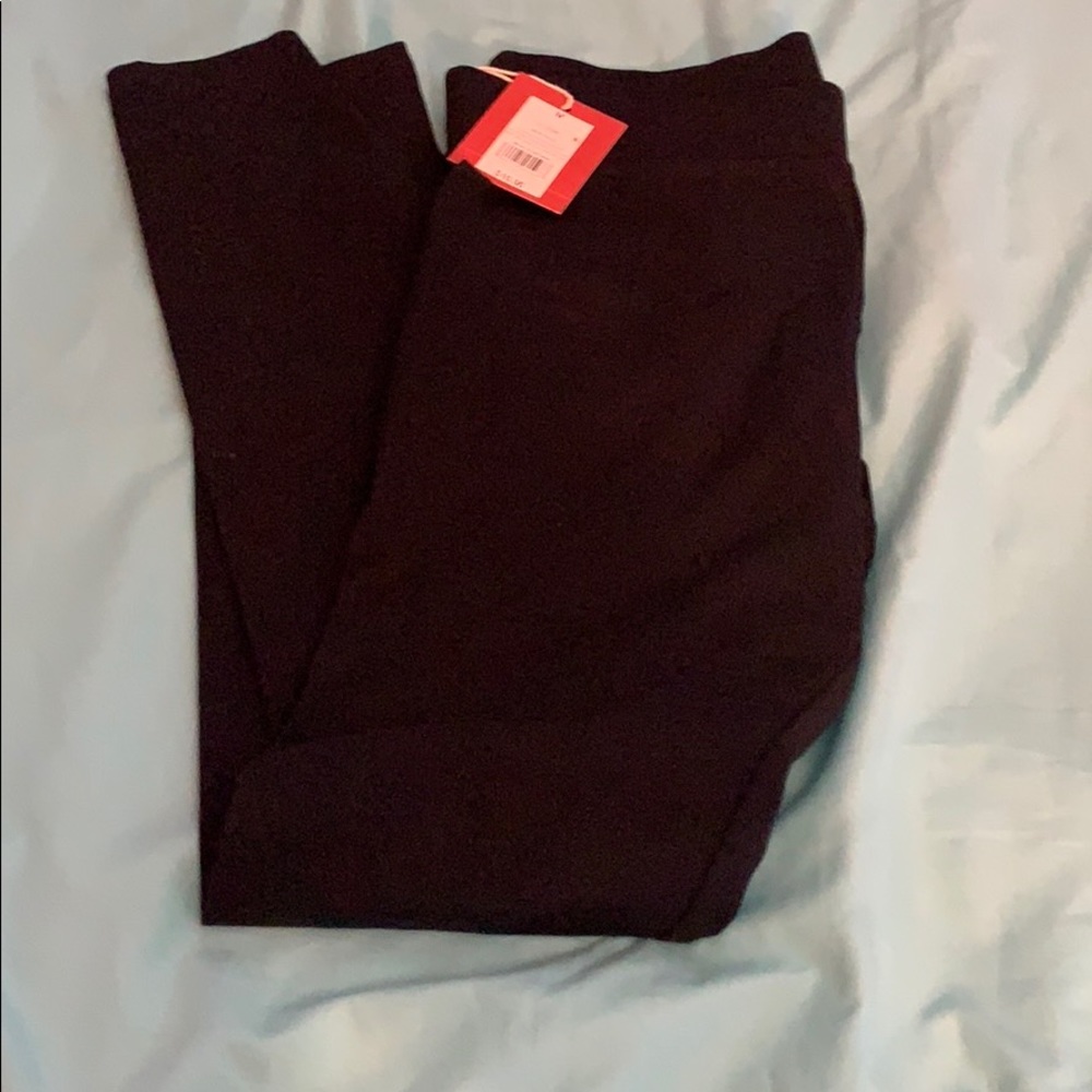 Black leggings